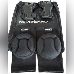 Bodyprox Knee Pads & Wrist Guards Set in Black